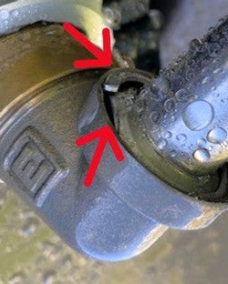 Close up of Pipe Separation, Retaining Ring Failure, and Distorted Pipe End on 4112 swivel