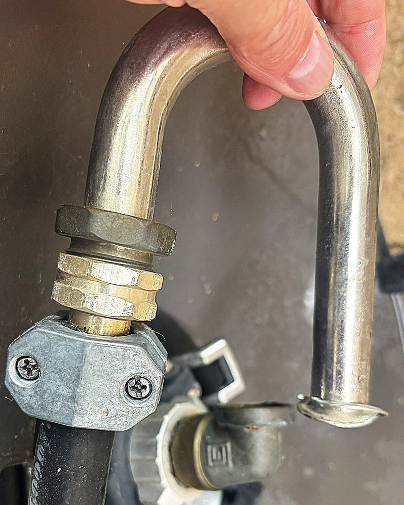 Pipe Separation, Retaining Ring Failure, and Distorted Pipe End on 4112 swivel connected to hose and hose reel