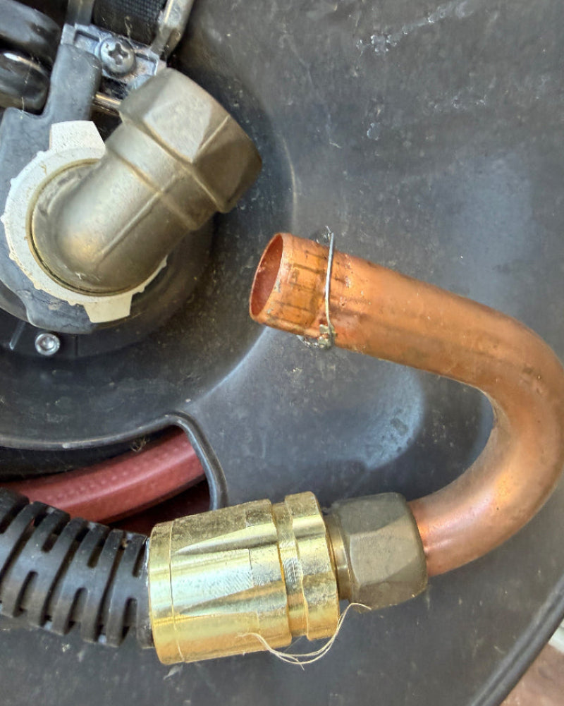 Pipe Separation and Retaining Ring Failure on 4205/4255 swivel while connected to hose and ELEY hose reel